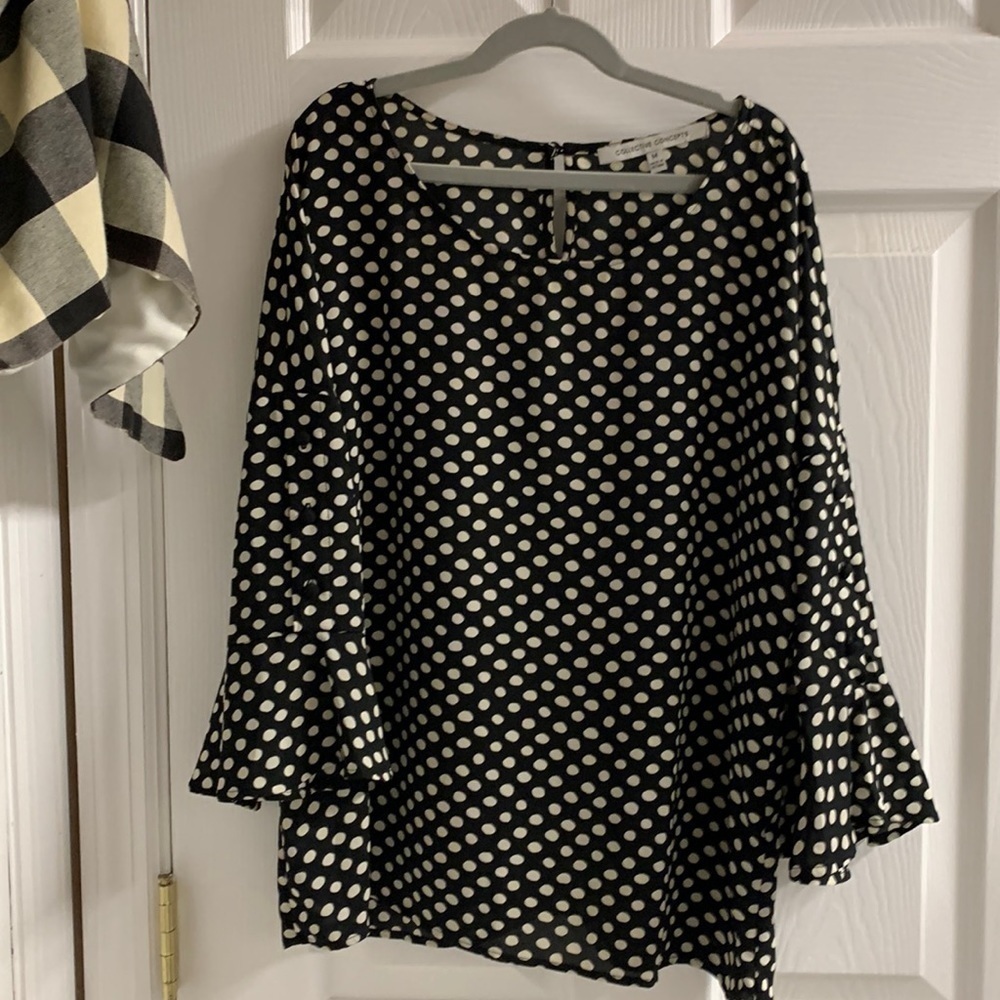 Collective Concepts fall blouse black and crème polka dot s bell sleeve. Size M